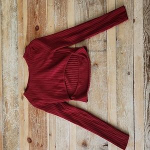 Red long sleeve crop